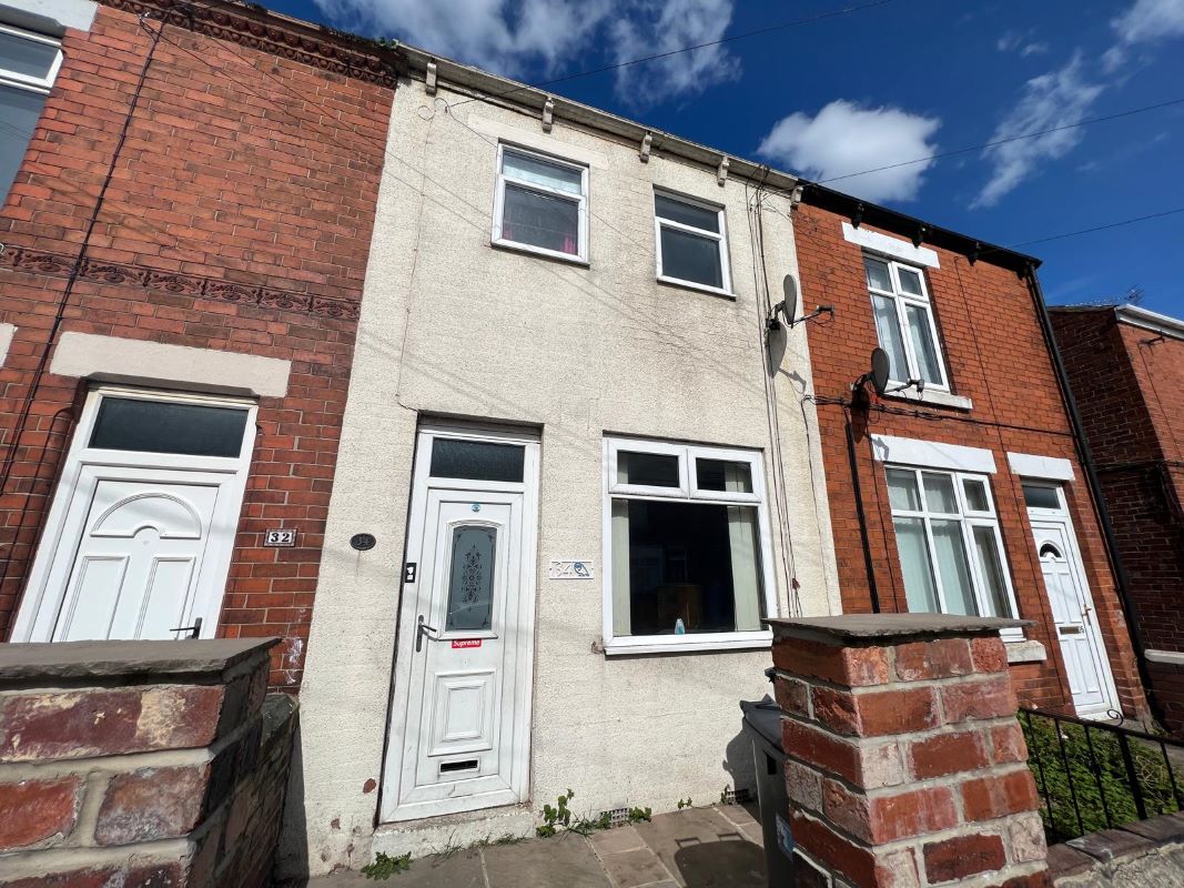 Property for Auction in South Yorkshire - 34, Silverdales Dinnington, Sheffield, South Yorkshire, S25 2RT