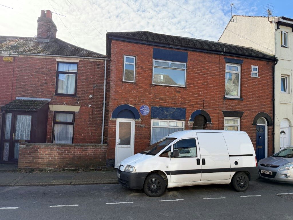 Property for Auction in East Anglia - 57 South Market Road, Great Yarmouth, Norfolk, NR30 2BT