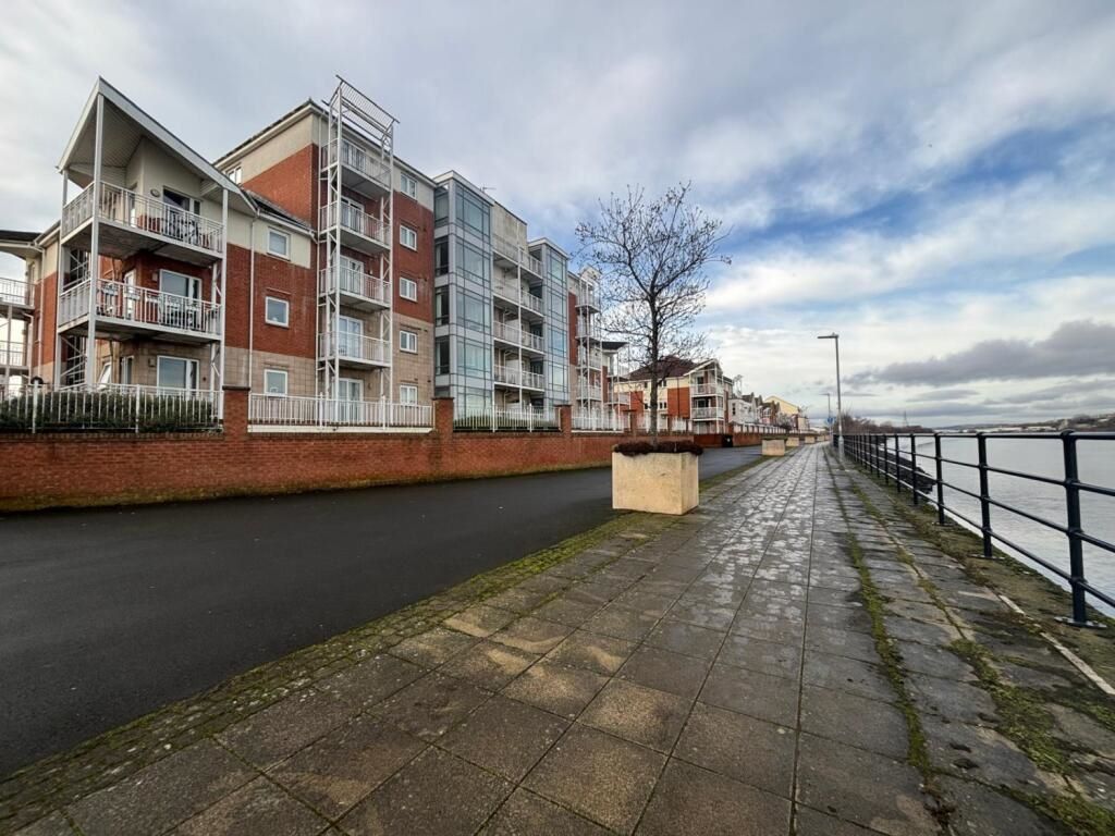 Property for Auction in North East - 14 Kingfisher Court, Gateshead, Tyne And Wear, NE11 9FB