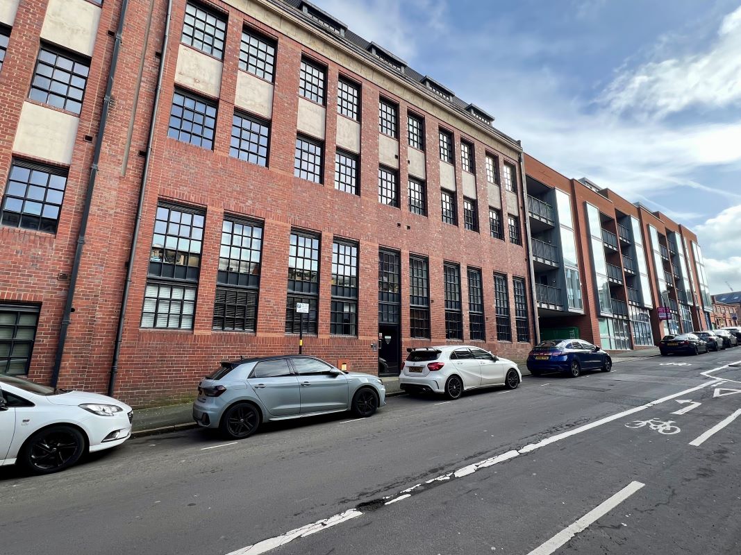 Property for Auction in Birmingham - Penthouse 12 Wexler Lofts, Birmingham, West Midlands, B1 3AQ