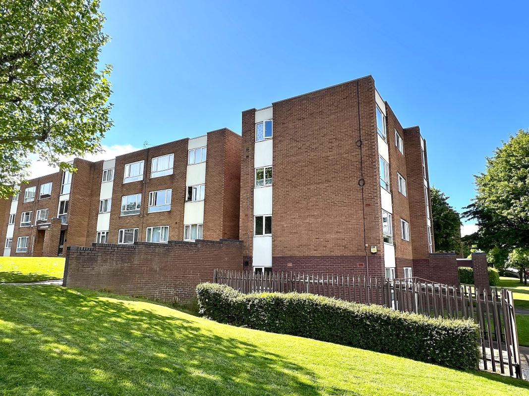 Property for Auction in Birmingham - Flat 3 Newland Court, 31 Alwynn Walk, Birmingham, West Midlands, B23 7FL