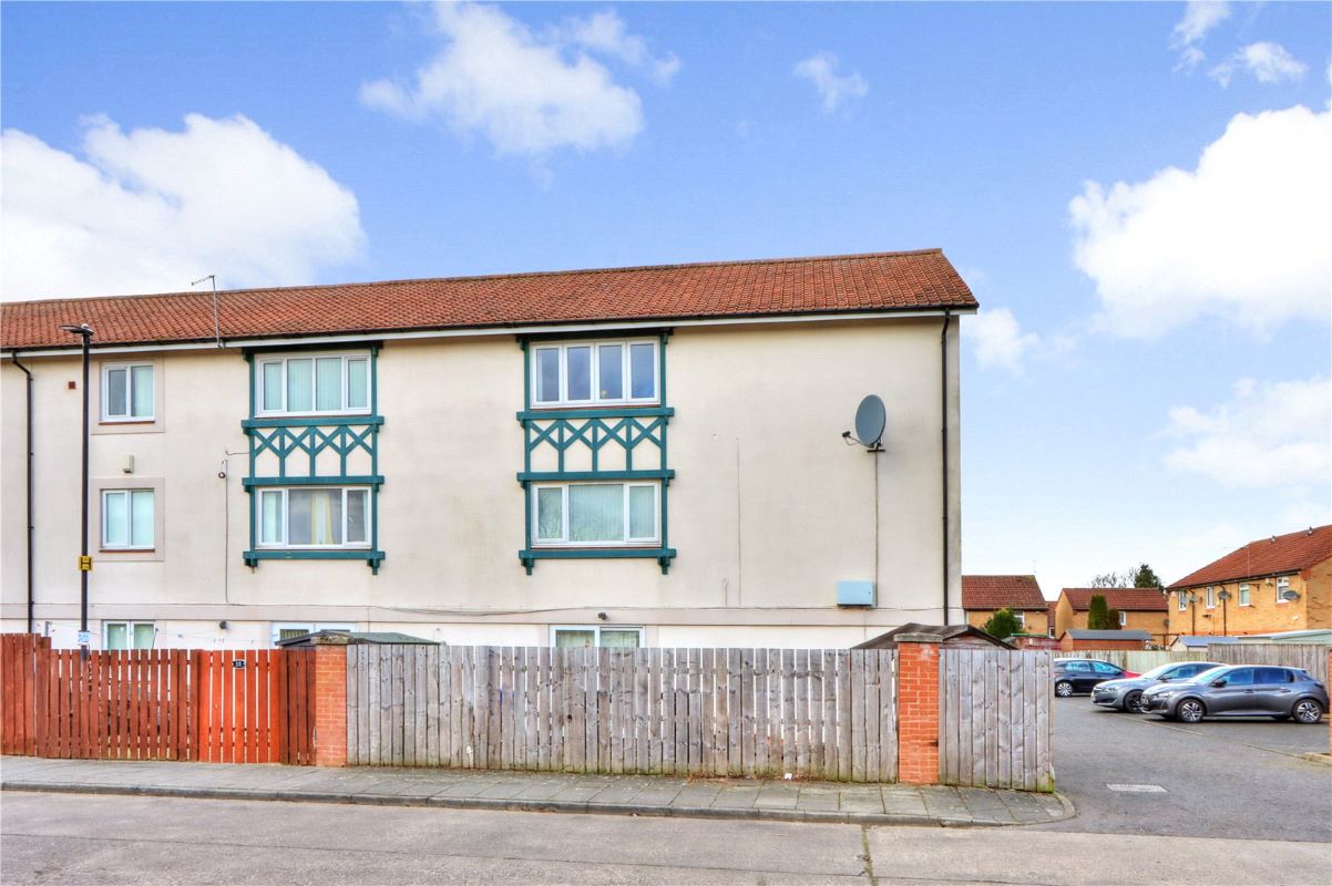 Property for Auction in North East - 15 Ambergate Close, Newcastle upon Tyne, Tyne and Wear, NE5 4AG