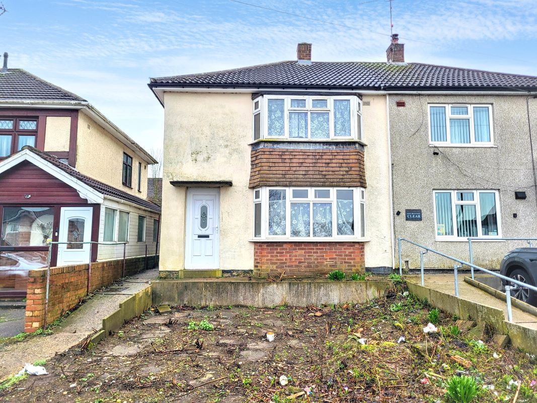 Property for Auction in Lincolnshire - 33 Bailey Crescent, Mansfield, Nottinghamshire, NG19 6JE