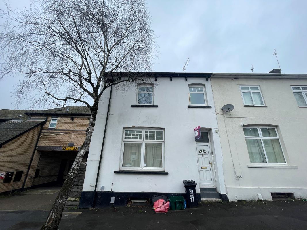 Property for Auction in Wales - 17 Victoria Avenue Maindee, Newport, NP19 8GF