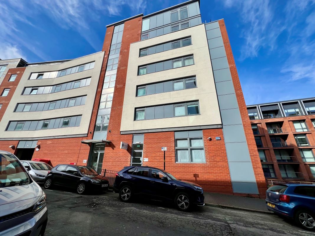 Property for Auction in Birmingham - Apartment 103 Islington Gates, 6 Fleet Street, Birmingham, West Midlands, B3 1JH