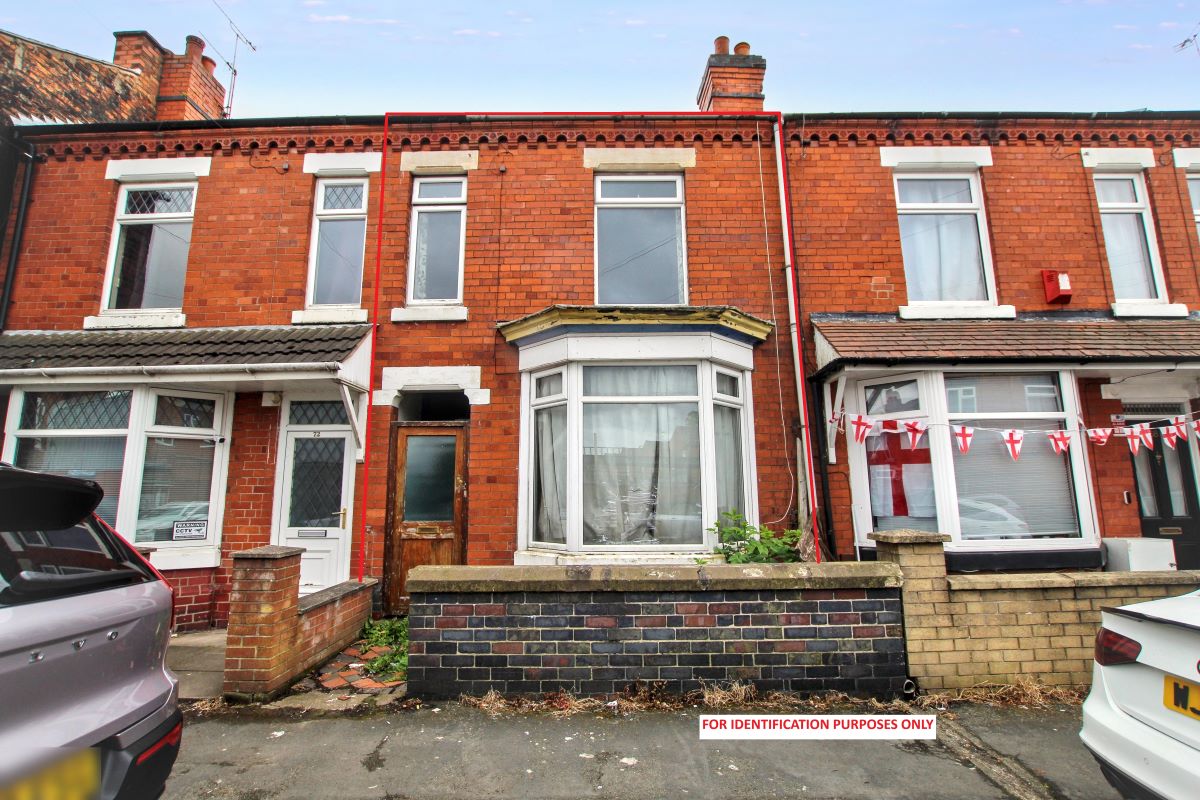 Property for Auction in Lincolnshire - 70 Furnival Street, Crewe, Cheshire, CW2 7LH