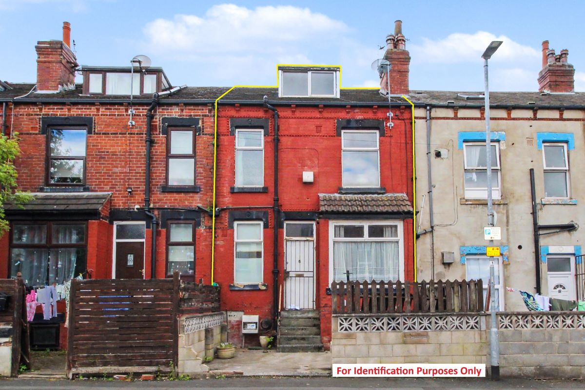 Property for Auction in Lincolnshire - 6 Sutherland Terrace, Leeds, West Yorkshire, LS9 6DR