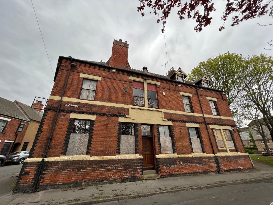 Property for Auction in Nottinghamshire & Derby - Sandhill Arms House Sandhill Street, Worksop, Nottinghamshire, S80 1SY