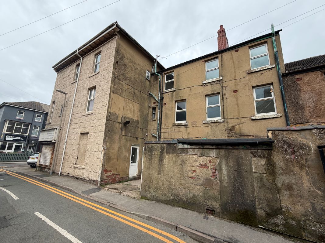 Property for Auction in London - Building to the Rear, 3-5 Barton Avenue, Blackpool, Lancashire, FY1 6AP
