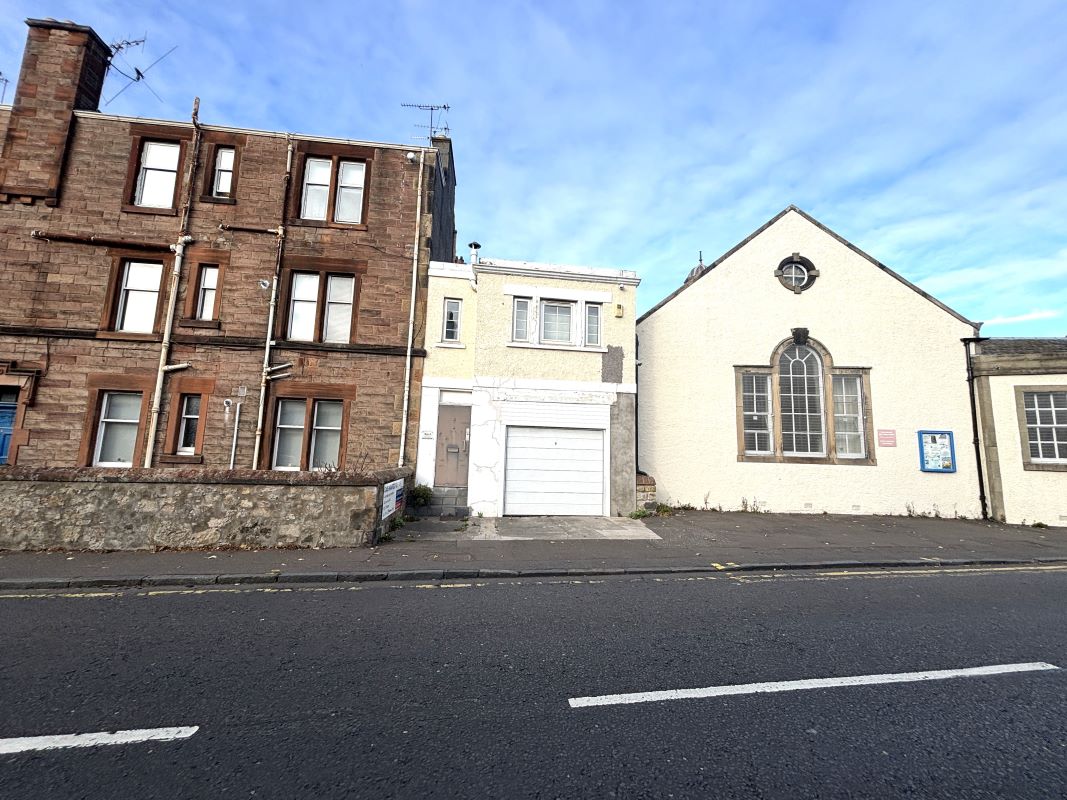Property for Auction in Nottinghamshire & Derby - 2 Corstorphine High Street, Edinburgh, Midlothian, EH12 7ST