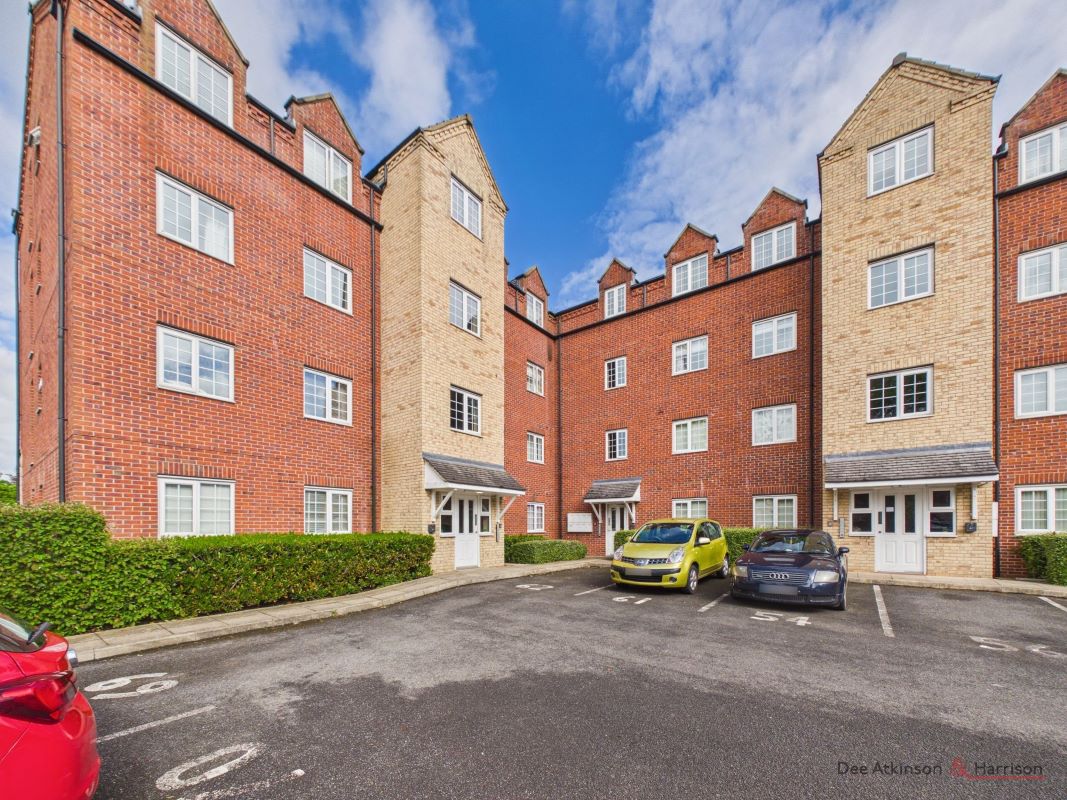 Property for Auction in Hull & East Yorkshire - Apartment 19 Assembly House, Scholars Way, Bridlington, East Yorkshire, YO16 4HS
