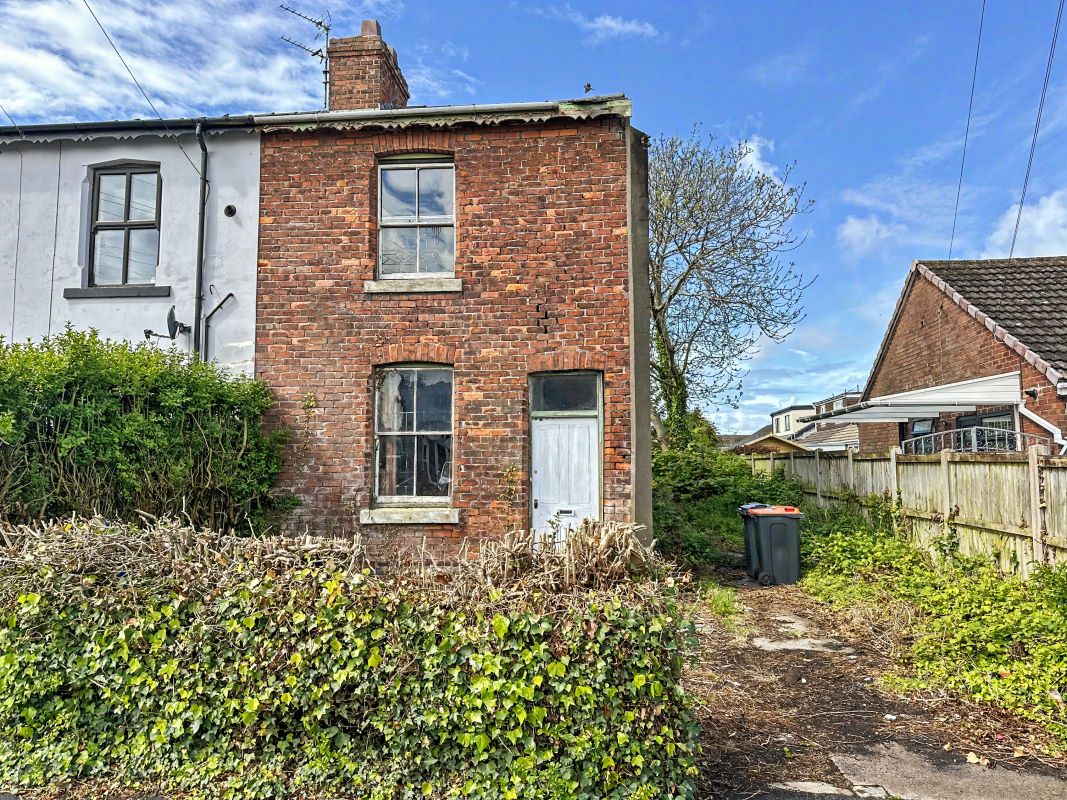Property for Auction in Lincolnshire - 34 Marsh Road, Thornton-Cleveleys, Lancashire, FY5 2SF