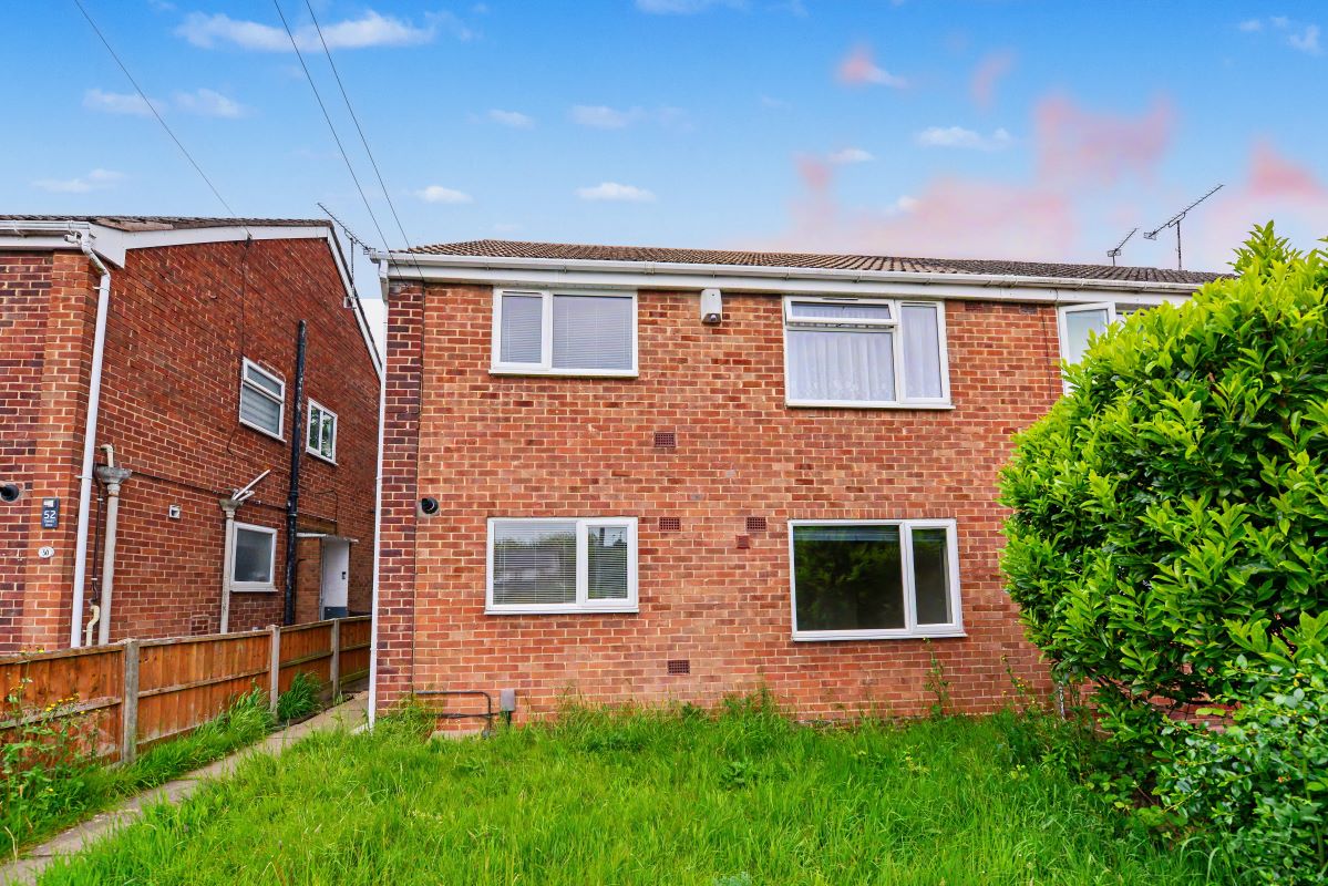 Property for Auction in Cheshire, Staffordshire & Shropshire - 46 Shirlett Close, Coventry, West Midlands, CV2 1PG