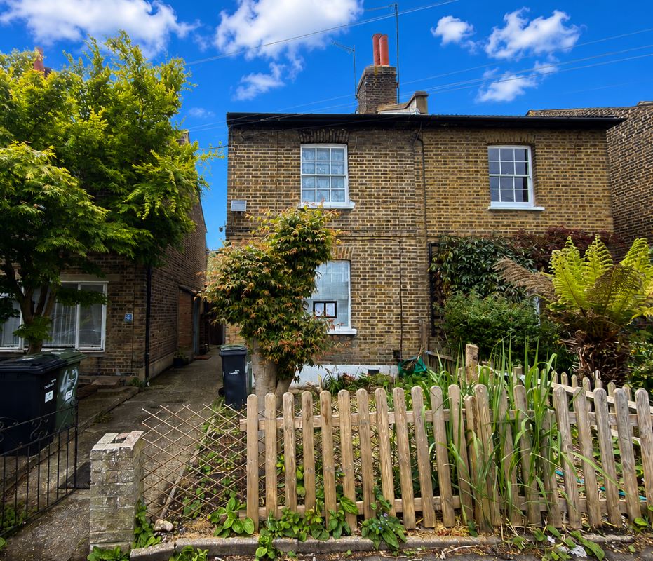 Property for Auction in London - 40 Archbishops Place, London, SW2 2AJ