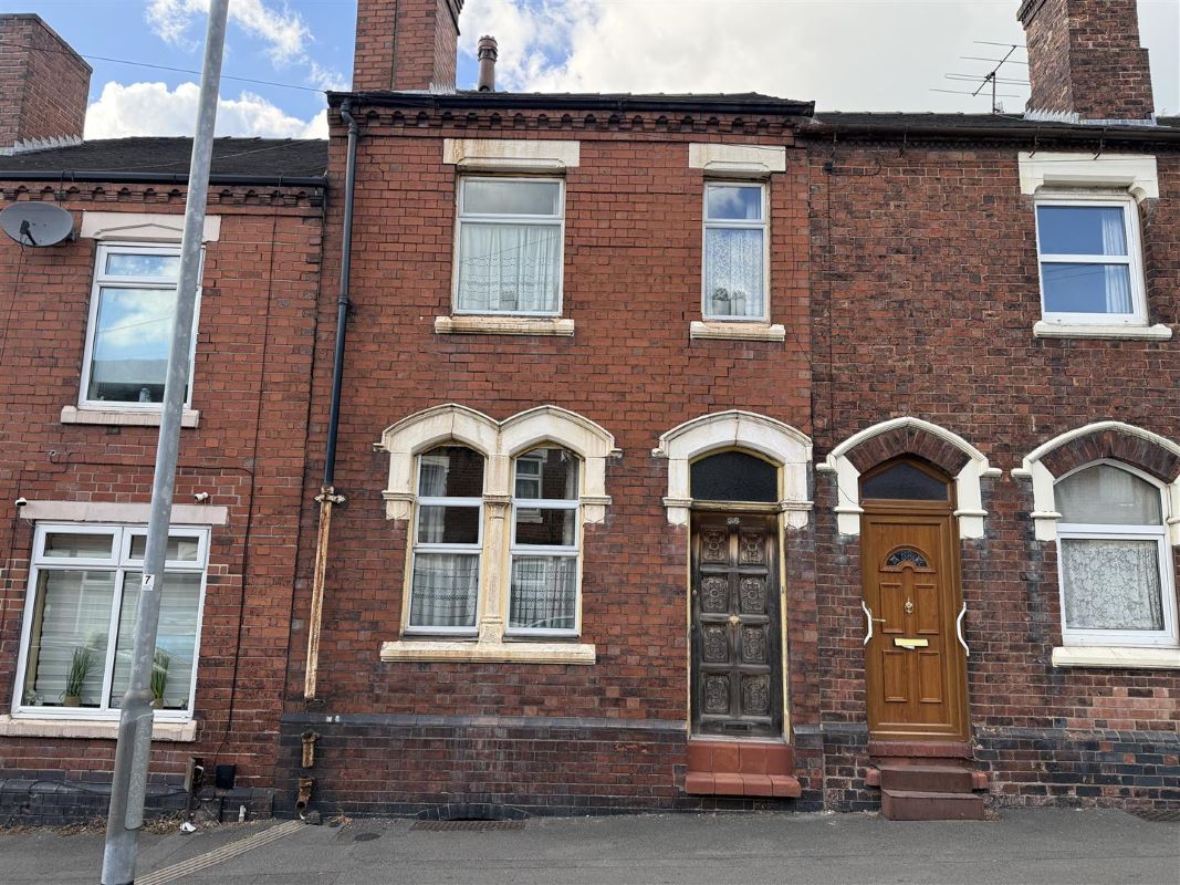 Property for Auction in Cheshire, Staffordshire & Shropshire - 56 Fenpark Road, Stoke-On-Trent, Staffordshire, ST4 3JU