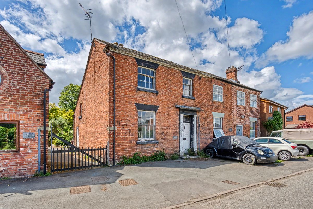 Property for Auction in South Yorkshire - 1, Vine Villas West Felton, Oswestry, Shropshire, SY11 4EN