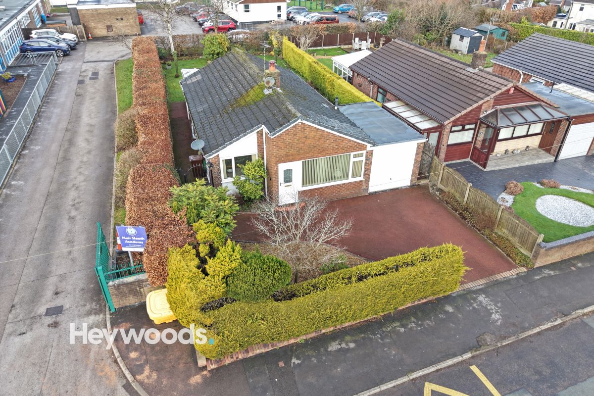 Property for Auction in Cheshire, Staffordshire & Shropshire - 41 Golborn Avenue, Stoke-On-Trent, Staffordshire, ST3 7JQ