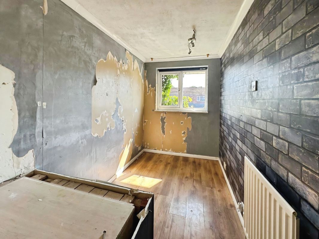 76 Mallard Avenue Whittleford, Nuneaton, Warwickshire, CV10 9LW