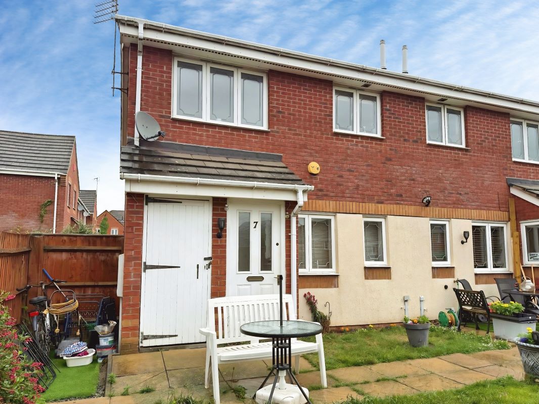 Property for Auction in Coventry & Warwickshire - 7 Parolles Close Heathcote, Warwick, Warwickshire, CV34 6GL
