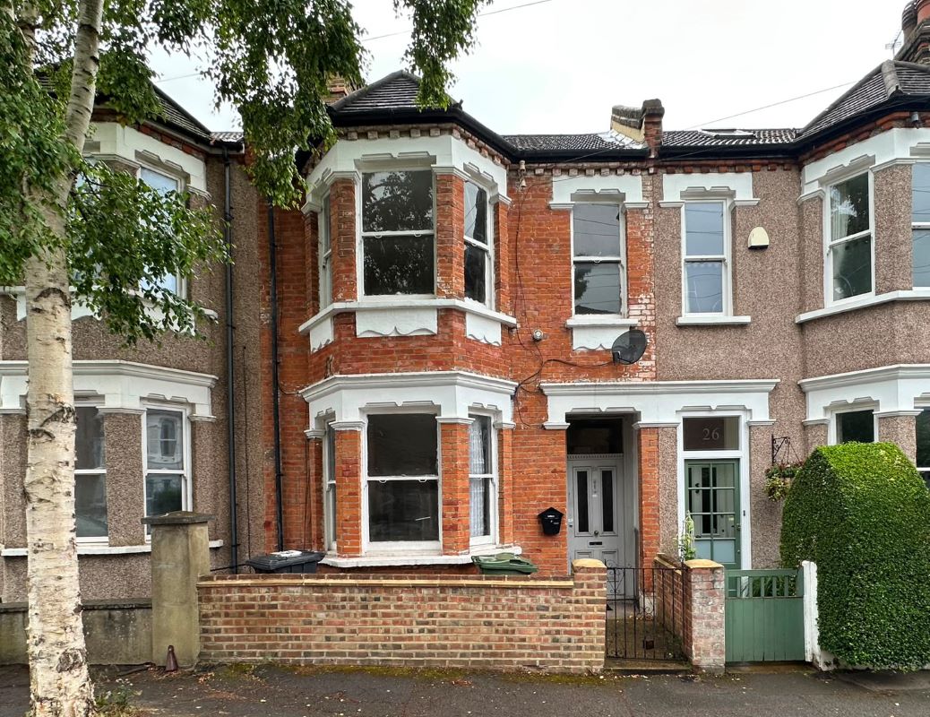 Property for Auction in London - 28 Harpenden Road, Norwood, London, SE27 0AE