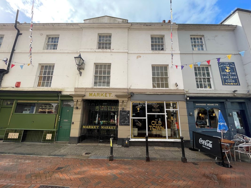 Property for Auction in Sussex & Hampshire - 11B George Street, Hastings, East Sussex, TN34 3EG