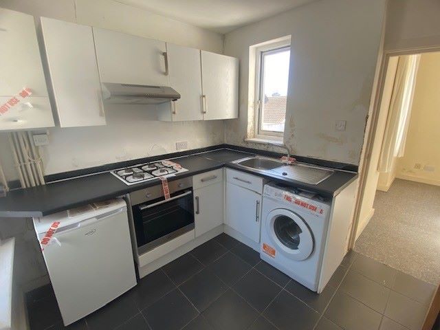 Flat 9, 142-144 Eastern Road, Brighton, Brighton & Hove, BN2 0AE