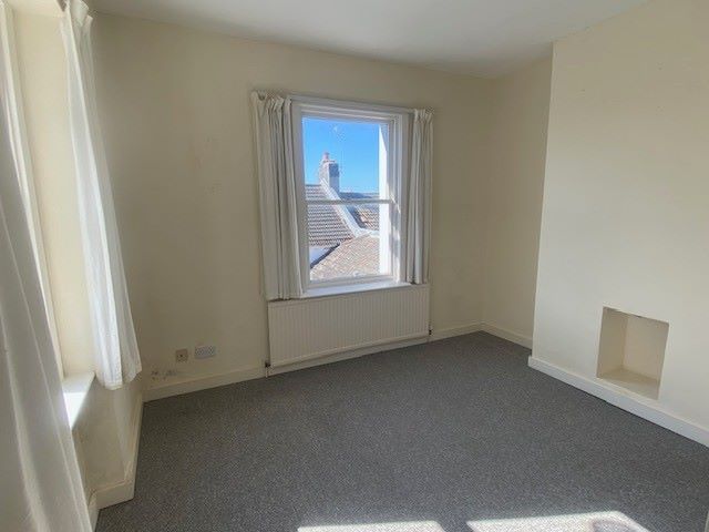 Flat 9, 142-144 Eastern Road, Brighton, Brighton & Hove, BN2 0AE