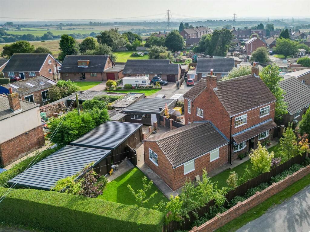 Property for Auction in South Yorkshire - 36 High Street South Hiendley, Barnsley, South Yorkshire, S72 9AH
