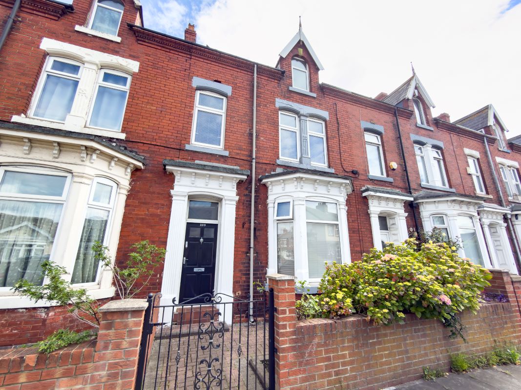 Property for Auction in North East - 209 Stockton Road, Hartlepool, Cleveland, TS25 1SW