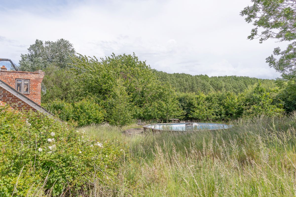 Hollybush Farm Thwaite Road, Bungay, Suffolk, NR35 2RX