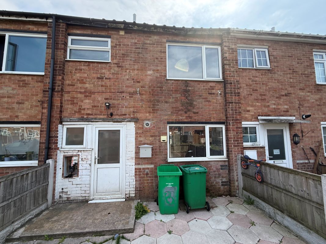 Property for Auction in Nottinghamshire & Derby - 94 Newmarket Road, Nottingham, Nottinghamshire, NG6 8TX