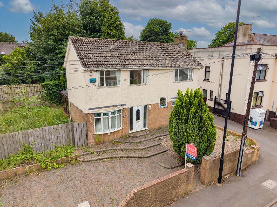 Property for Auction in North East - NU Holme Park View, Houghton le Spring, Tyne And Wear, DH5 9JH