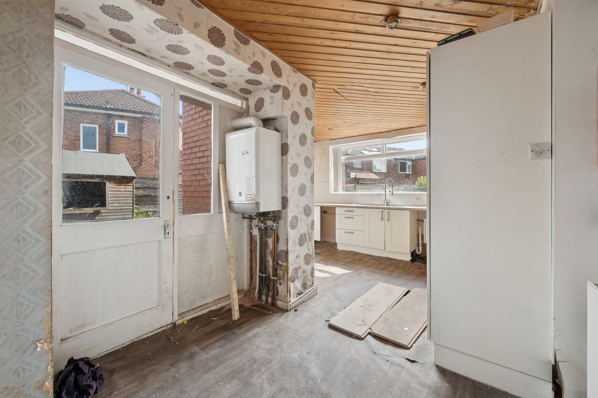 81 Shakespeare Drive, Cheadle, Cheshire, SK8 2BZ