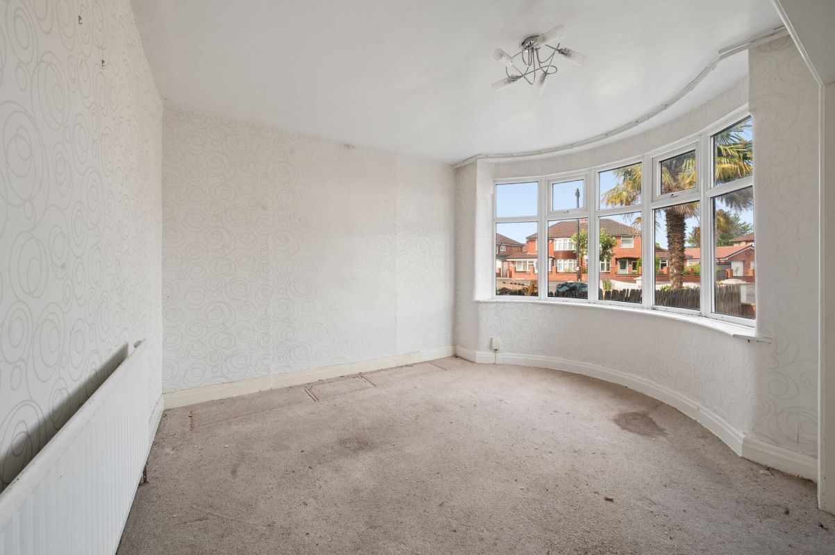 81 Shakespeare Drive, Cheadle, Cheshire, SK8 2BZ