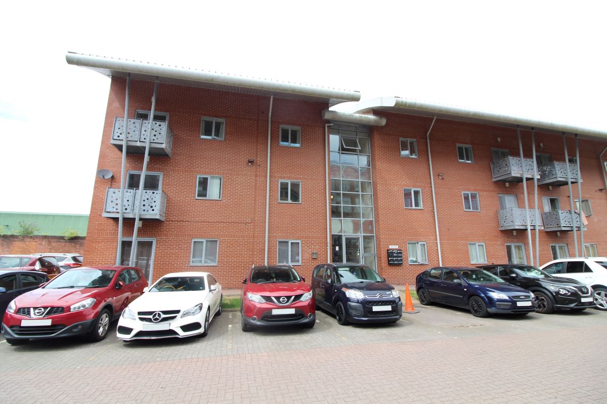 Property for Auction in North West - Apartment 189 Centenary Mill Court, Preston, Lancashire, PR1 5JJ
