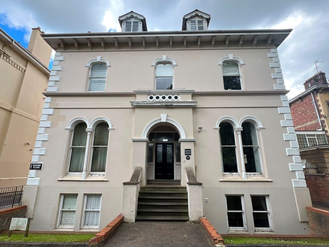 Property for Auction in South West - 23 Irving House Pittville Circus Road, Cheltenham, Gloucestershire, GL52 2PZ