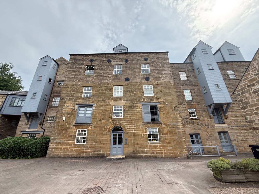 Property for Auction in Nottinghamshire & Derby - 7 Baileys Mill Bentley Brook, Matlock, Derbyshire, DE4 5NR