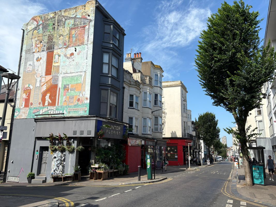 Property for Auction in Sussex & Hampshire - Flat 3, 83 St James's Street, Brighton, Brighton & Hove, BN2 1TP