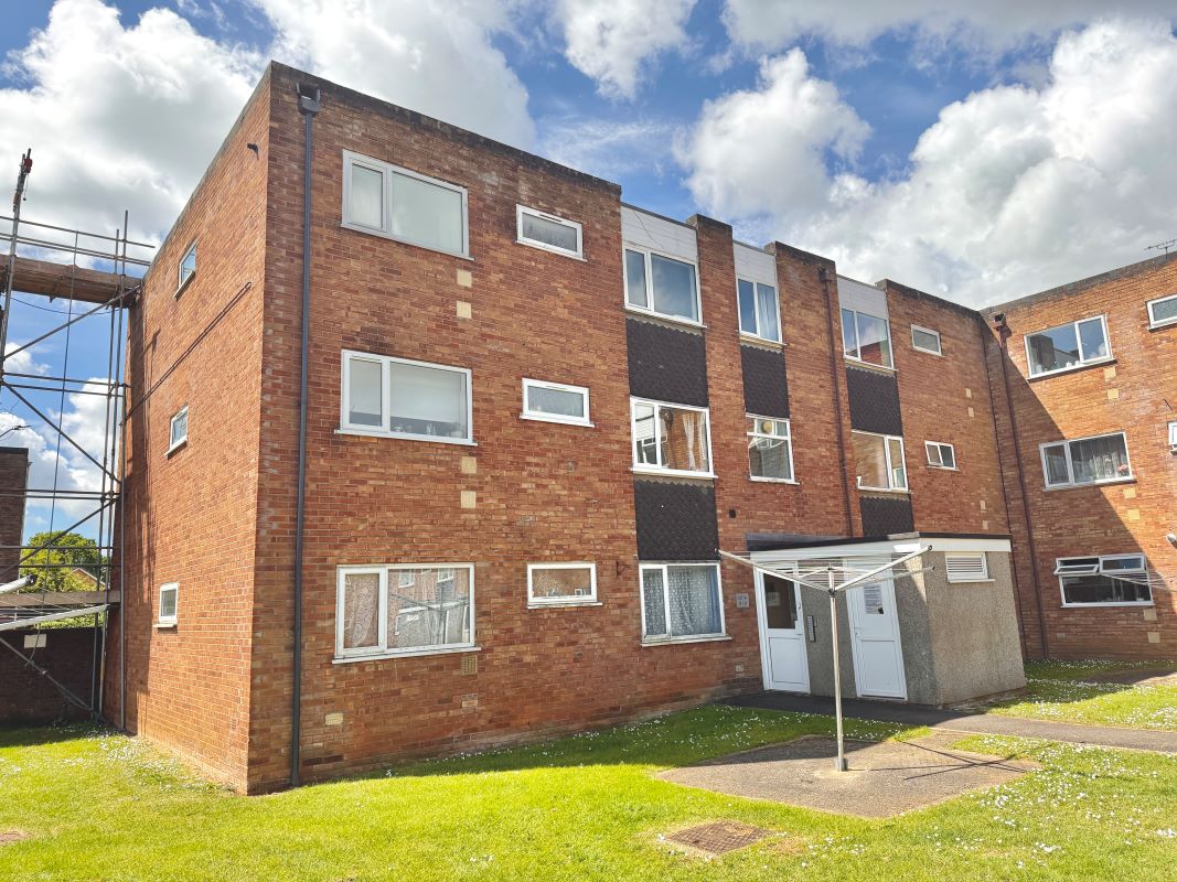 Property for Auction in South West - 30 Chargrove Yate, Bristol, Avon, BS37 4LG