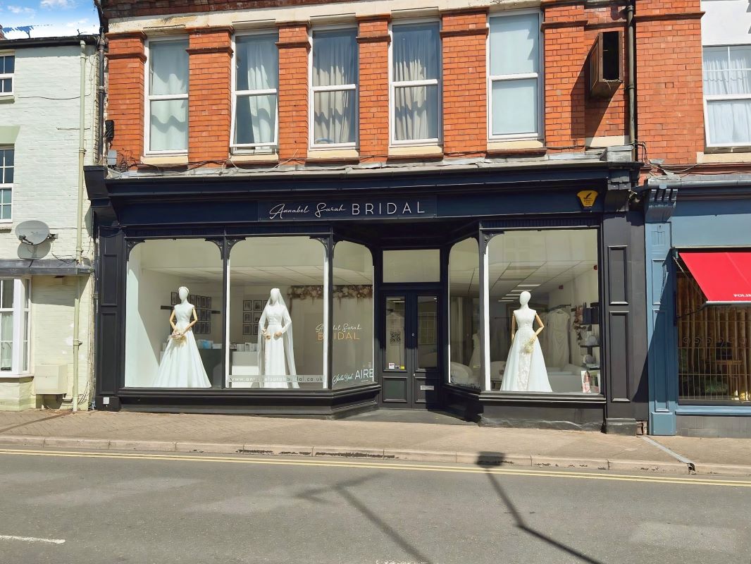 Property for Auction in Coventry & Warwickshire - 5 Evesham Street, Alcester, Warwickshire, B49 5DS