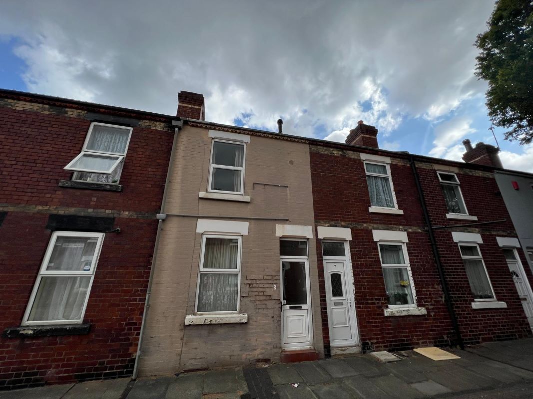 Property for Auction in South Yorkshire - 5 Stirling Street, Doncaster, South Yorkshire, DN1 3QS
