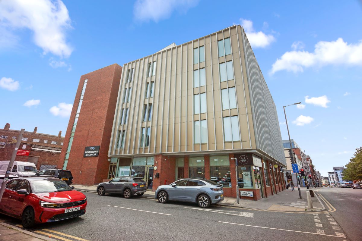Property for Auction in Cheshire, Staffordshire & Shropshire - Studio Flat 002 Pembroke Studios, Liverpool, Merseyside, L3 5BB