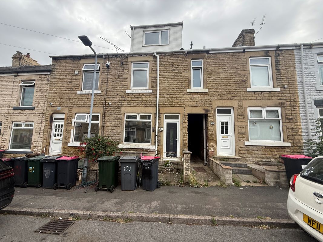 Property for Auction in South Yorkshire - 103 Avenue Road Wath-Upon-Dearne, Rotherham, South Yorkshire, S63 7AQ