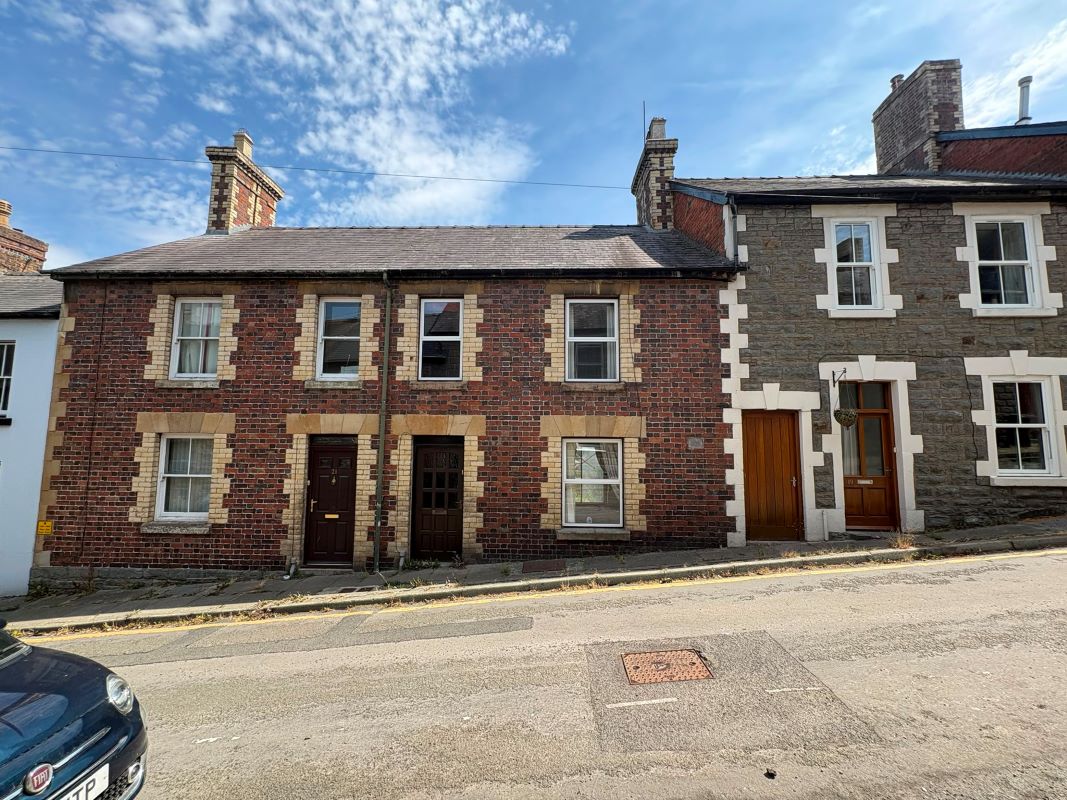 Property for Auction in Wales - 20 Norton Street, Knighton, Powys, LD7 1ET
