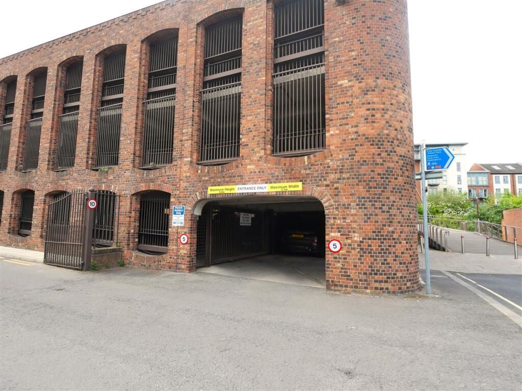 Lot Image