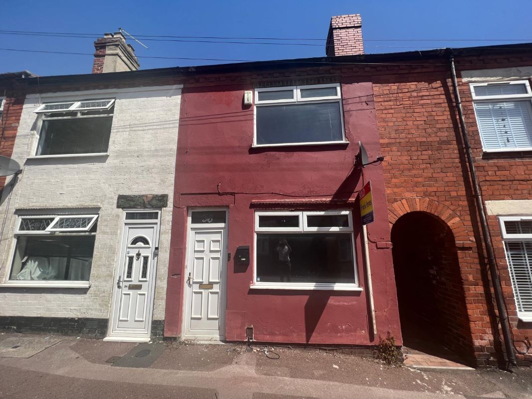 Property for Auction in Nottinghamshire & Derby - 36 St Michaels Street, Sutton-In-Ashfield, Nottinghamshire, NG17 4GP