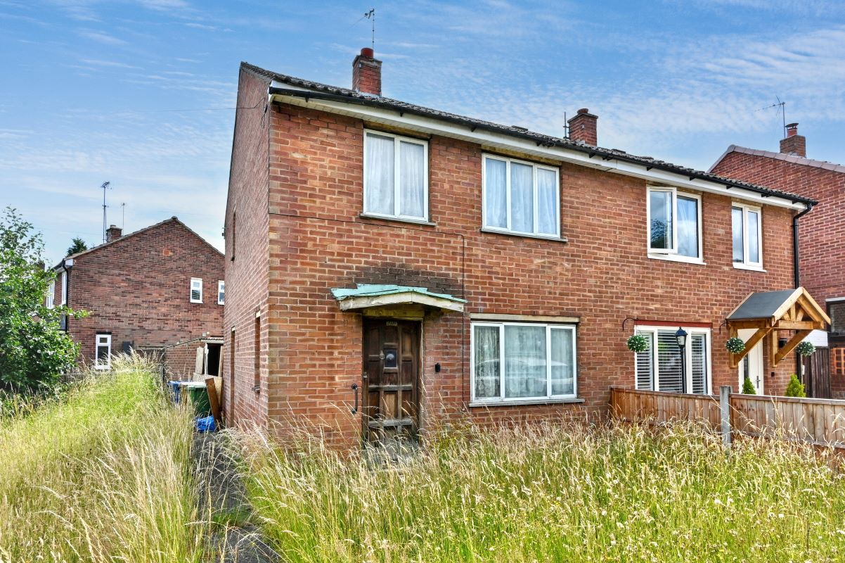 Property for Auction in South Yorkshire - 124 Coulthwaite Way, Brereton, Rugeley, Staffordshire, WS15 1AN
