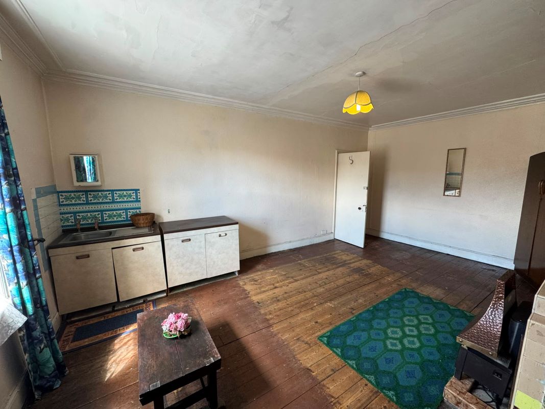 Lot Image