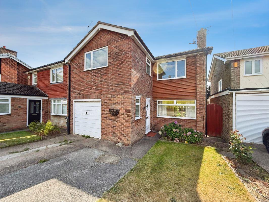 Property for Auction in Cheshire, Staffordshire & Shropshire - 25 Bowness Court, Congleton, Cheshire, CW12 4JR