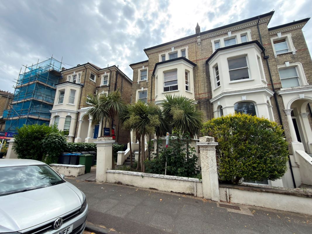 Property for Auction in London - 43 St. James' Road (Flat C - GFF), Surbiton, Surrey, KT6 4QN